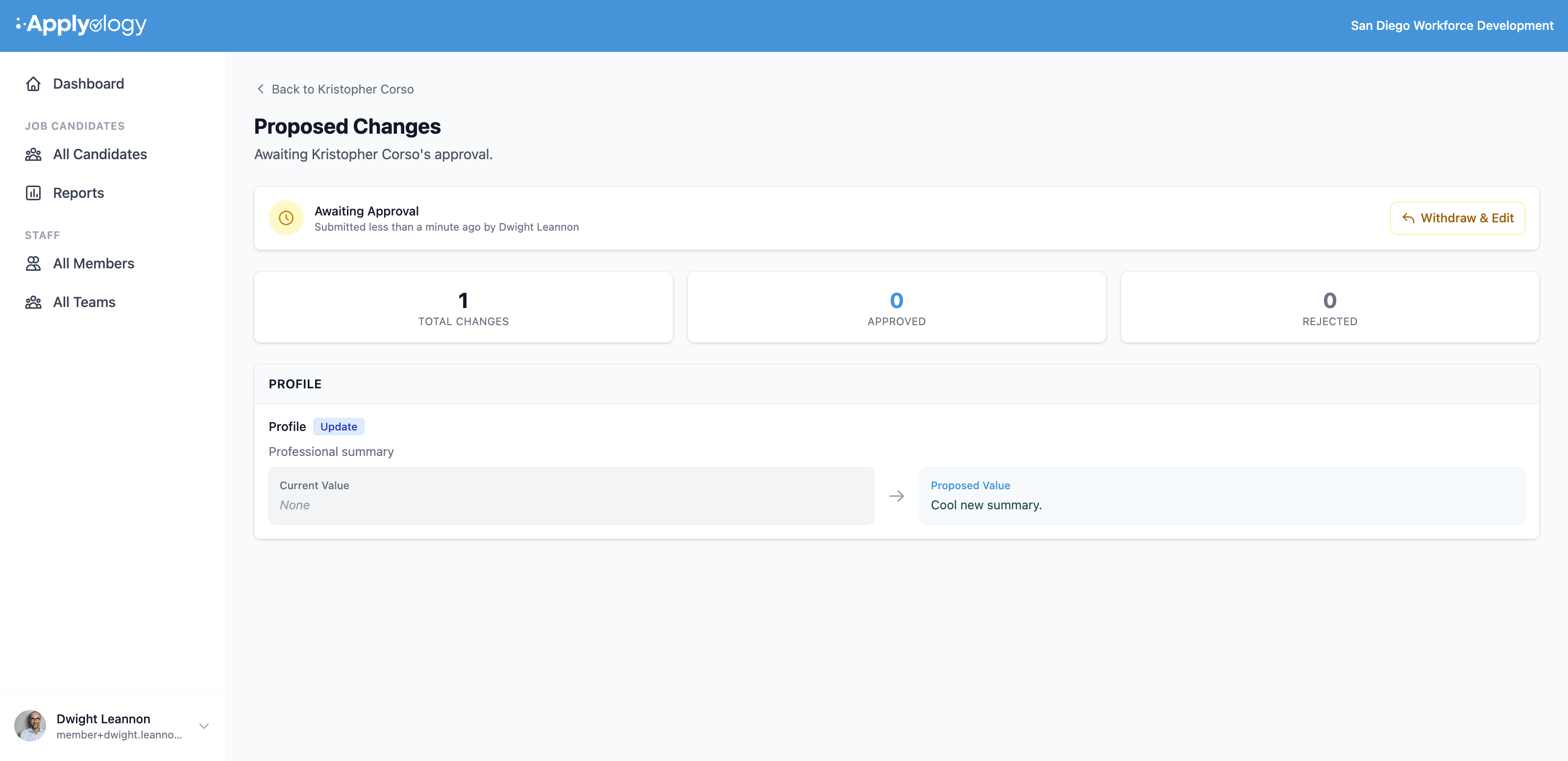 Applyology "Proposed Changes" page awaiting the candidate's approval, showing Total/Approved/Rejected counts, a Withdraw &amp; Edit button, and a Professional summary change